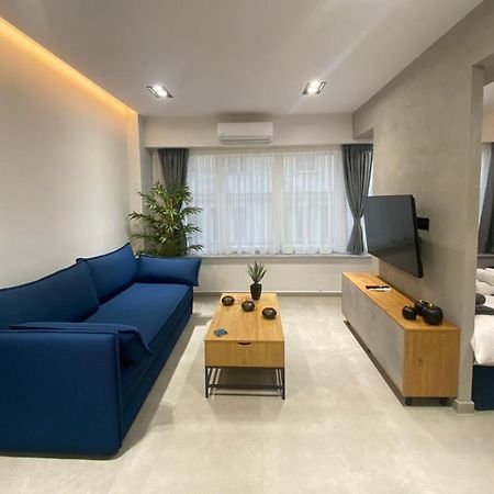 Bluekaravan Suite Thessaloniki Exterior photo