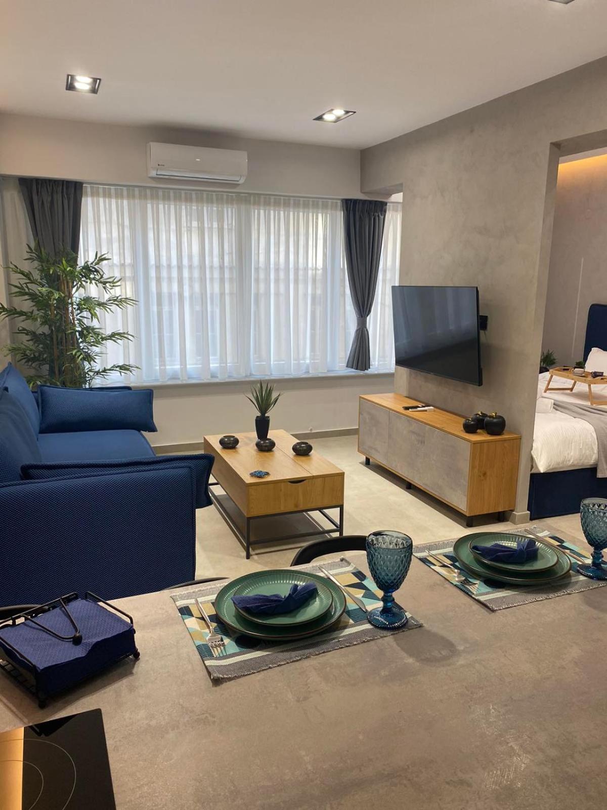 Bluekaravan Suite Thessaloniki Exterior photo